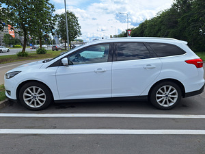 Ford Focus (3 фото из 15)