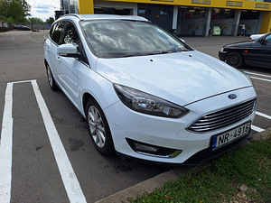 Ford Focus (4 фото из 15)