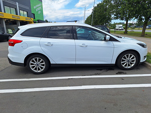Ford Focus (5 фото из 15)