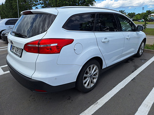 Ford Focus (6 фото из 15)