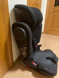 Автокресло Britax-Römer Kidfix III S (3 фото из 5)