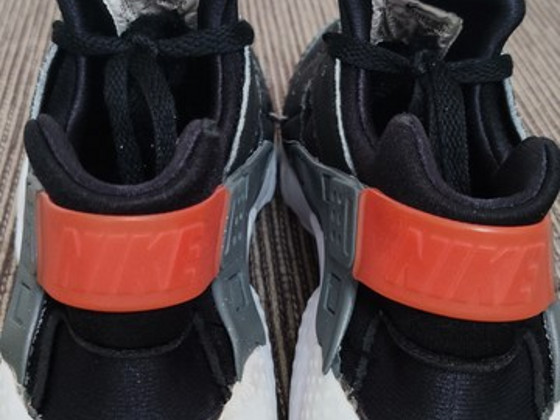 Кроссовки Nike Air Huarache 40