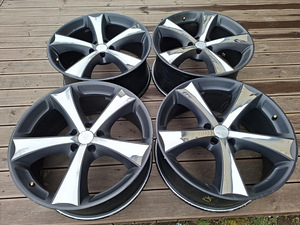 Etabeta 20" 5*114.3 veljed (2 foto / 2)