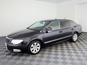 Skoda Superb Highline ATM 2.0 TDI 125kW (2 фото из 7)