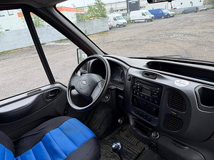 Ford Transit Van 2.0 TDCI 55kW (5 фото из 8)