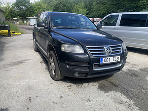 VW TOUAREG на запчасти (2 фото из 4)