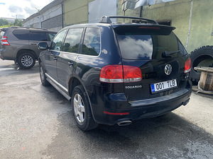 VW TOUAREG на запчасти (4 фото из 4)