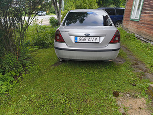 Ford Mondeo 1.8b 81kw (2 foto / 5)