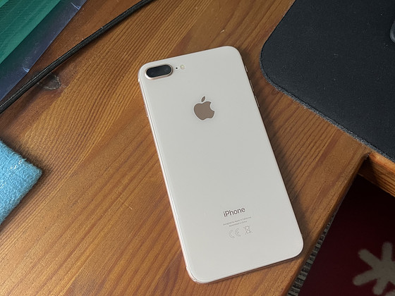 iPhone 8 Plus 64GB
