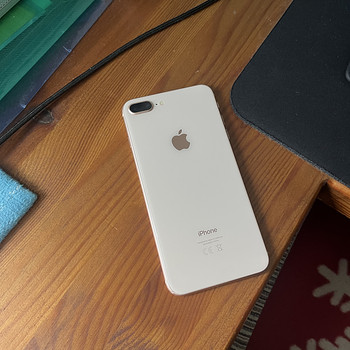 iPhone 8 Plus 64GB