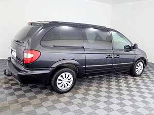 Chrysler Grand Voyager Stow N Go Luxury ATM 2.8 CRD 110kW (3 фото из 8)