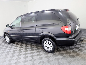 Chrysler Grand Voyager Stow N Go Luxury ATM 2.8 CRD 110kW (4 фото из 8)