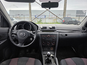 Mazda 3 Elegance 1.6 77kW (5 фото из 7)
