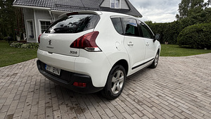 Peugeot 3008, 2015 (3 фото из 6)