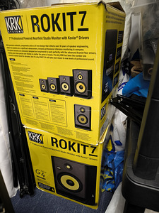 Активные колонки Krk 4G rokit7 (3 фото из 3)