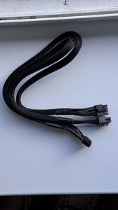 2x8 pin pcie - 12VHPWR. Thermaltake. (1 foto / 2)