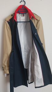 Müüa uus trench Tommy Hilfiger (3 foto / 7)