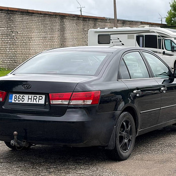 HYUNDAI SONATA