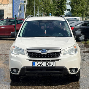SUBARU FORESTER (3 фото из 8)