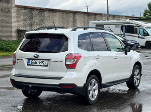 SUBARU FORESTER (4 фото из 8)