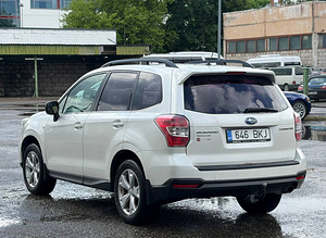SUBARU FORESTER (6 фото из 8)
