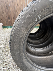 Nokian Hakkapeliitta 9 SUV 235/55/R18 (4 фото из 5)