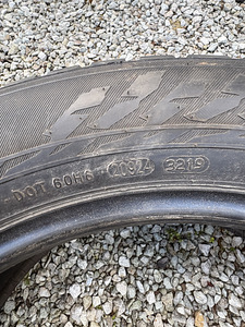 Nokian Hakkapeliitta 9 SUV 235/55/R18 (5 фото из 5)