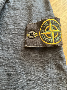 Stone Island (2 фото из 2)