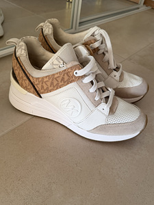 Michael kors 38 (1 фото из 5)