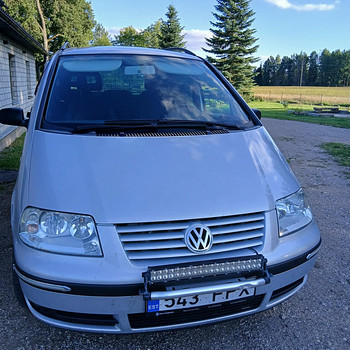 VW SHARAN