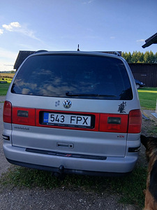 VW SHARAN (2 фото из 6)