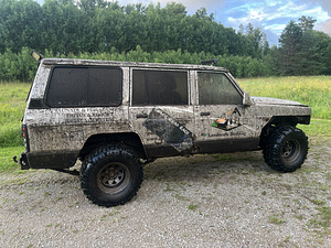 Nissan Patrol 260 (3 фото из 6)