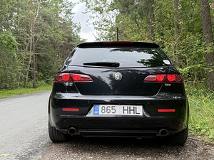 Alfa romeo 159 1750 TBI (6 foto / 10)