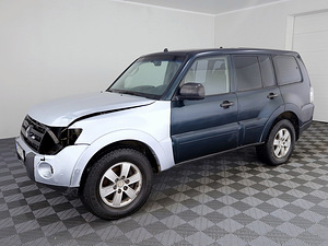 Mitsubishi Pajero Comfort 3.2 Di-D 118kW (2 фото из 8)