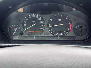 BMW 318i 1992 E36 (10 фото из 15)