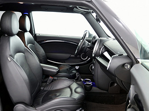 MINI Cooper D Facelift Luxury 1.6 D 82kW (6 фото из 9)
