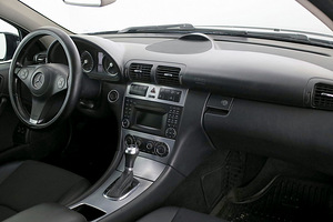 Mercedes-Benz C 220 CLC Coupe ATM 2.1 CDI 110kW (5 фото из 7)