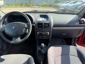 Renault Clio City 1.1 43kW (5 фото из 7)