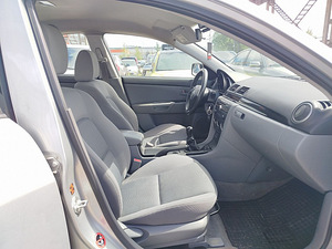 Mazda 3 Facelift 1.6 77kW (6 фото из 7)