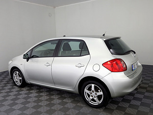 Toyota Auris Linea Sol ATM 1.6 91kW (4 фото из 8)
