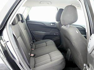Citroen C4 Elegance 1.4 70kW (7 фото из 7)
