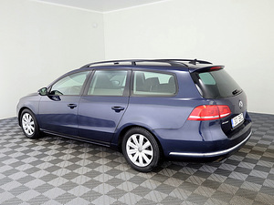 Volkswagen Passat Comfortline 1.6 TDI 77kW (4 фото из 7)
