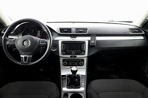 Volkswagen Passat Comfortline 1.6 TDI 77kW (5 фото из 7)