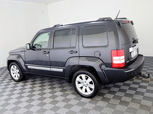 Jeep Cherokee Limited 2.8 CRD 130kW (4 фото из 7)