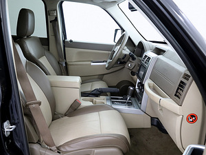 Jeep Cherokee Limited 2.8 CRD 130kW (6 фото из 7)