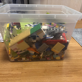 Lego komplekt poisile ja tüdrukule