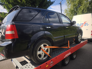 Kia Sorento на запчасти (3 фото из 10)