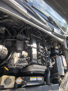 Kia Sorento на запчасти (4 фото из 10)