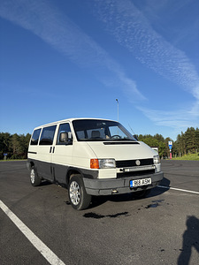 Volkswagen Transporter T4 (1 фото из 12)