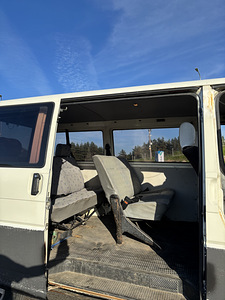 Volkswagen Transporter T4 (9 фото из 12)